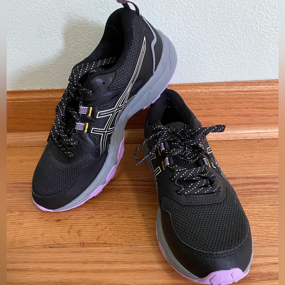 ASICS Gel Venture 8 Running Shoes- Sz 9